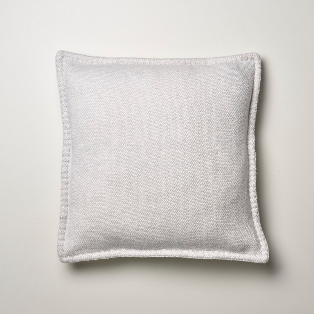 CASHMERE PILLOW WITH BLANKET STITCH · ICEWHITE