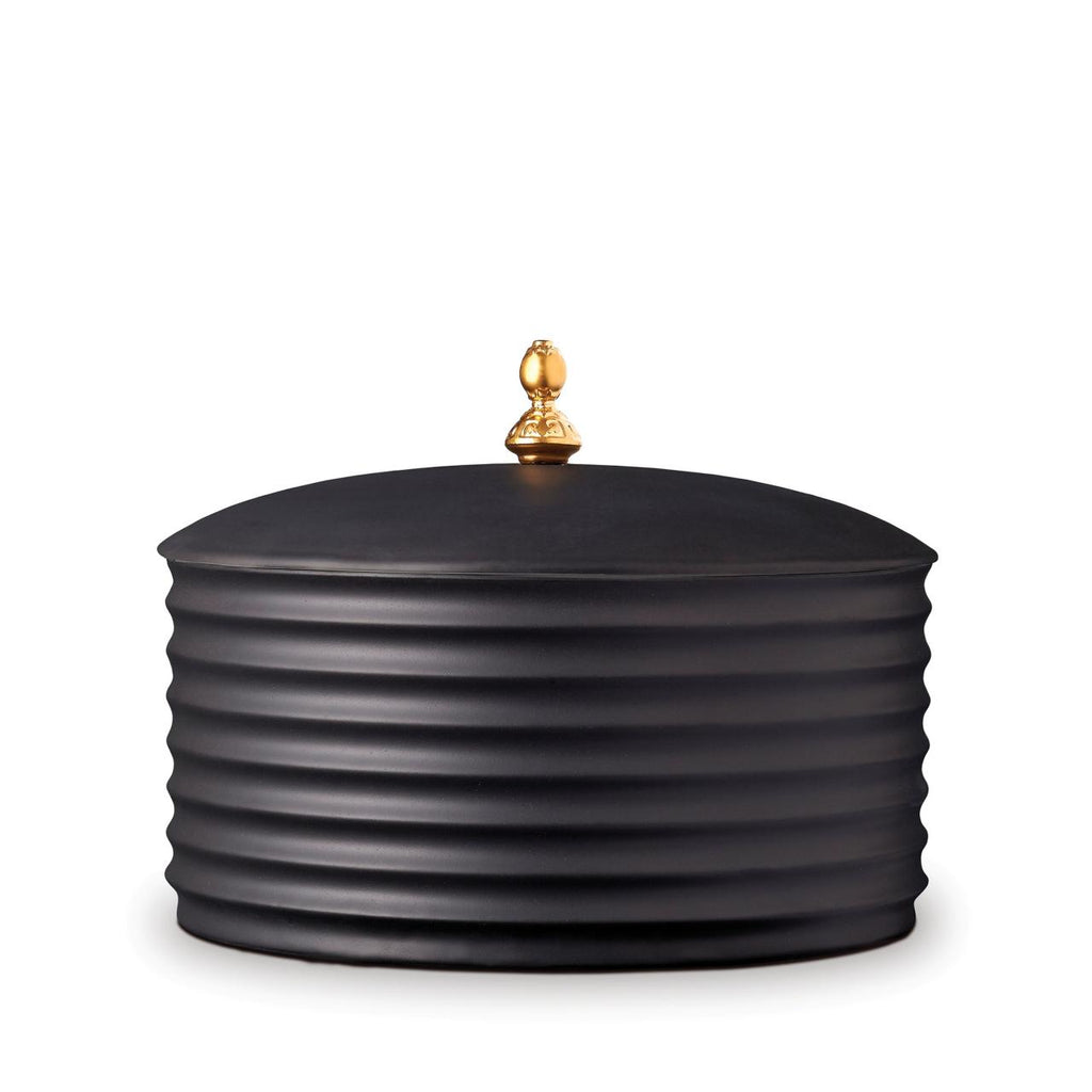 Han Porcelain bowl with lid colour: black&gold