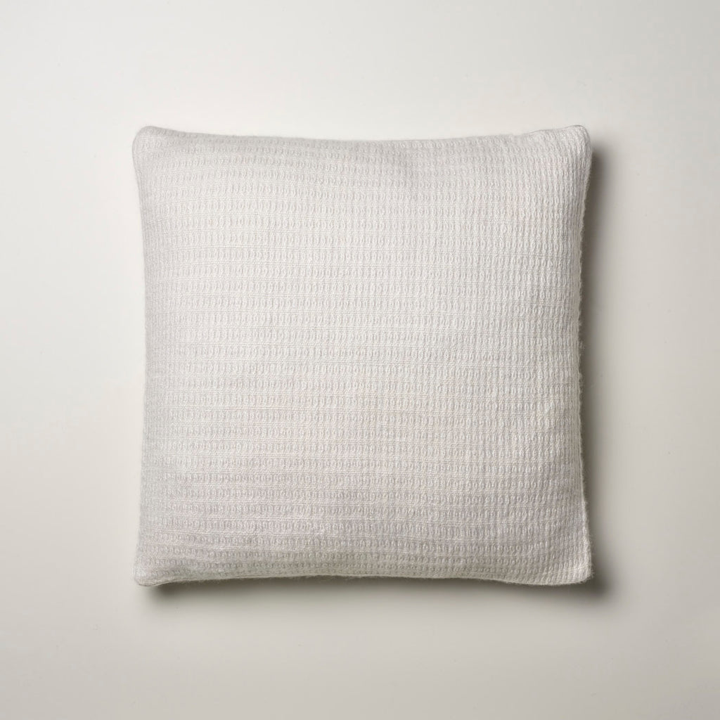 CASHMERE PILLOW FINE WAFFLE WEAVE · ICEWHITE