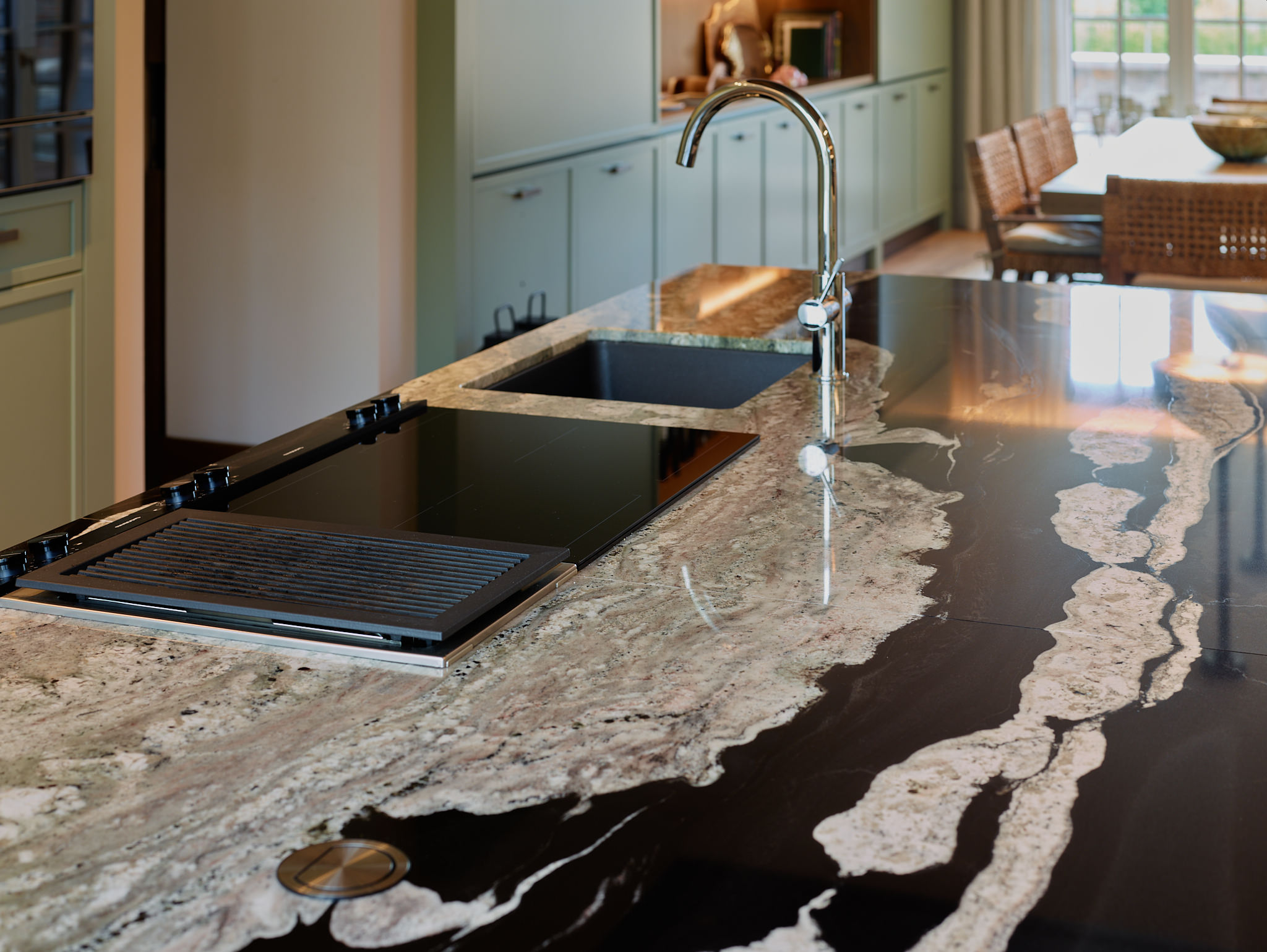 Estate H — Villa h kitchen stone island closeup