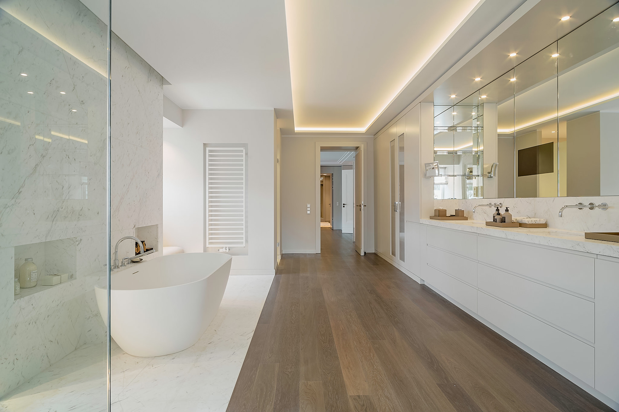 Villa M — Marble bathroom tub