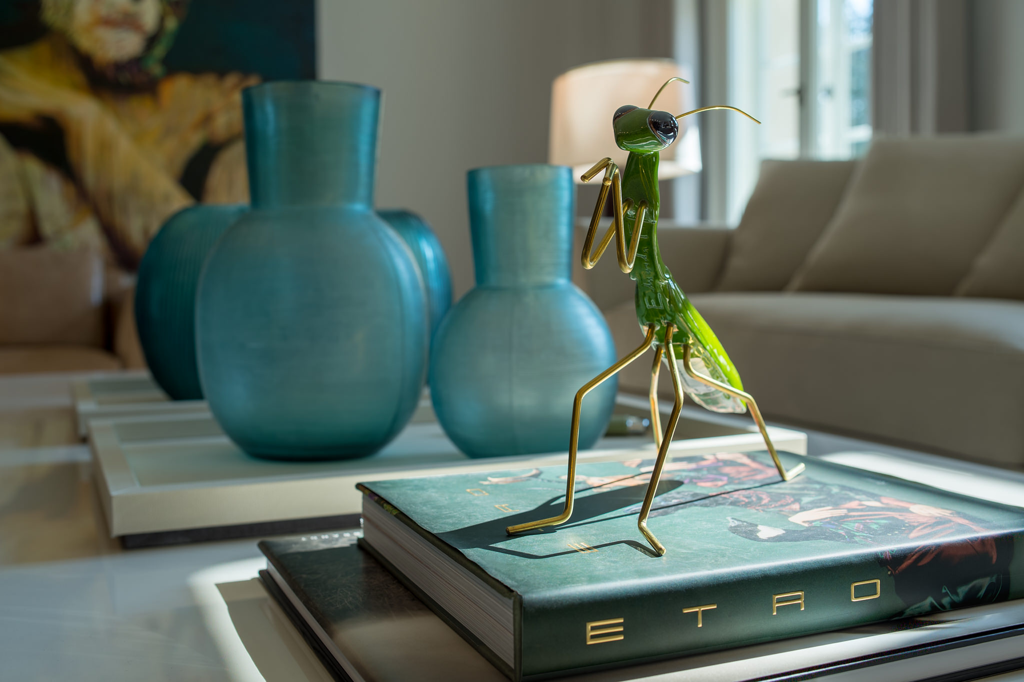 Villa M — Mantis sculpture vases