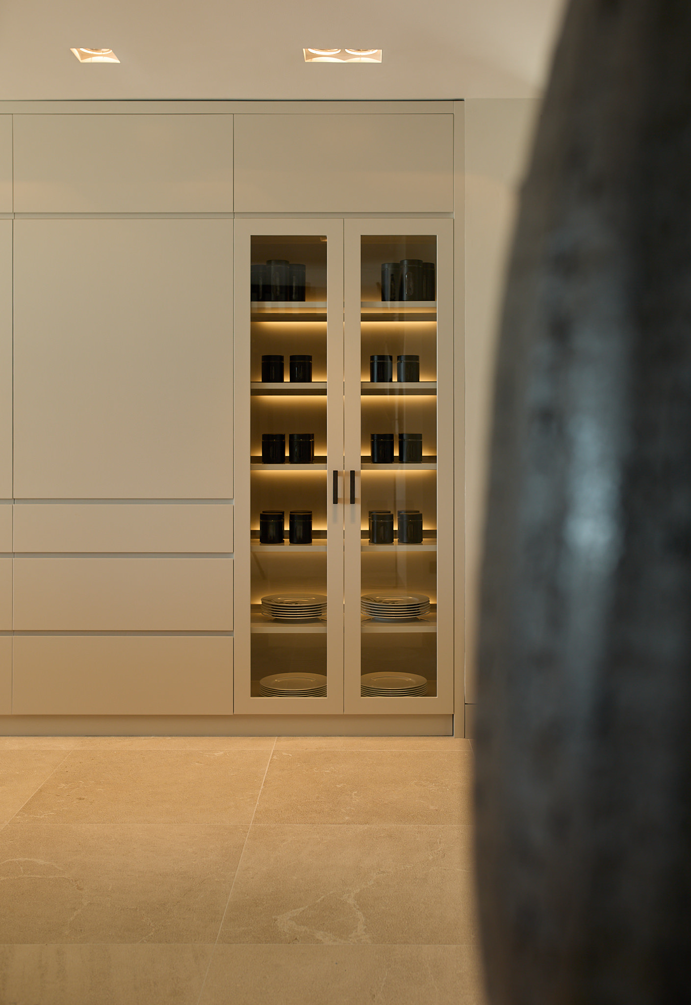 Miro 8 — Glass cabinet stone floor