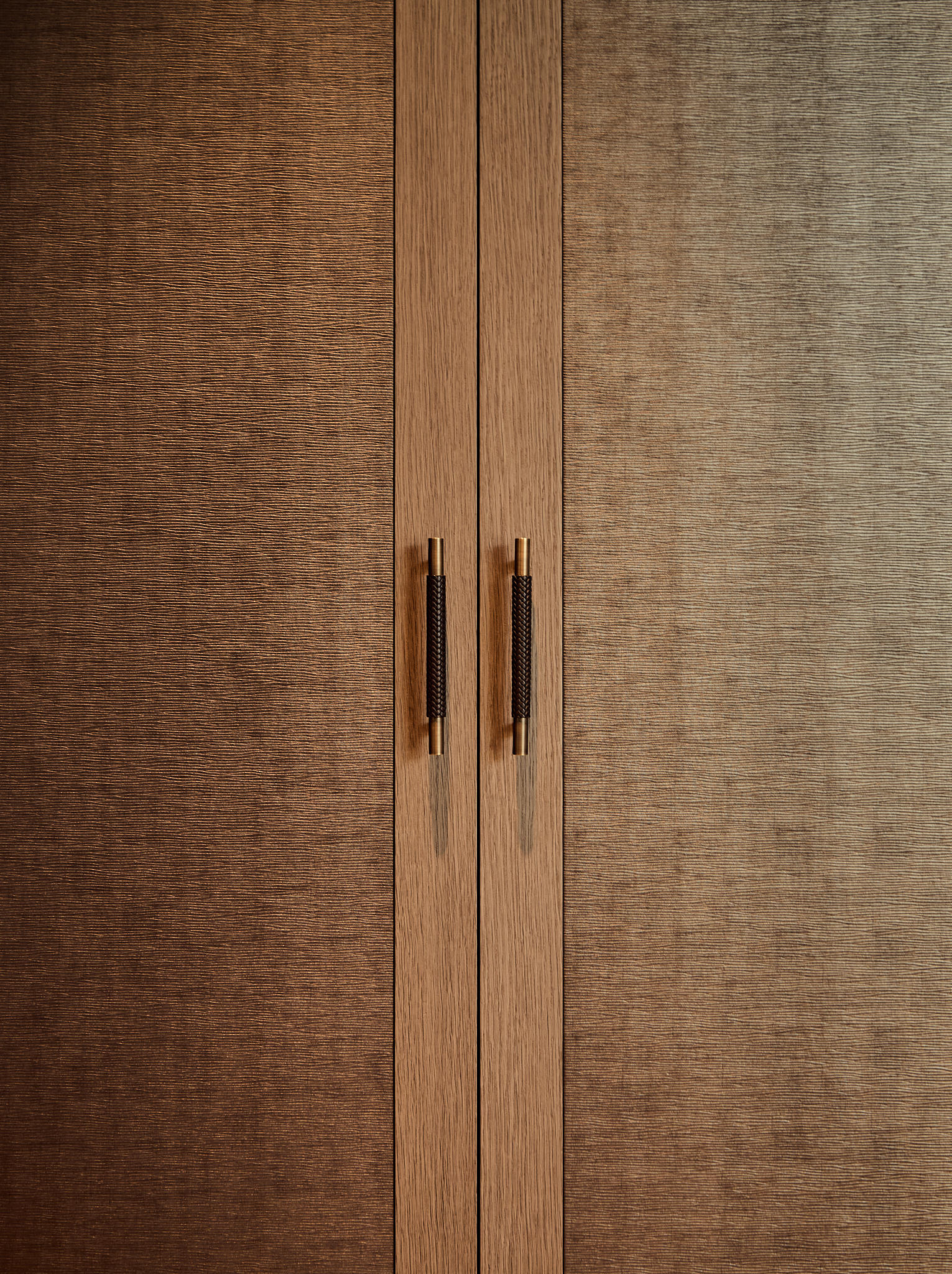 Villa W — Wardrobe woven handles