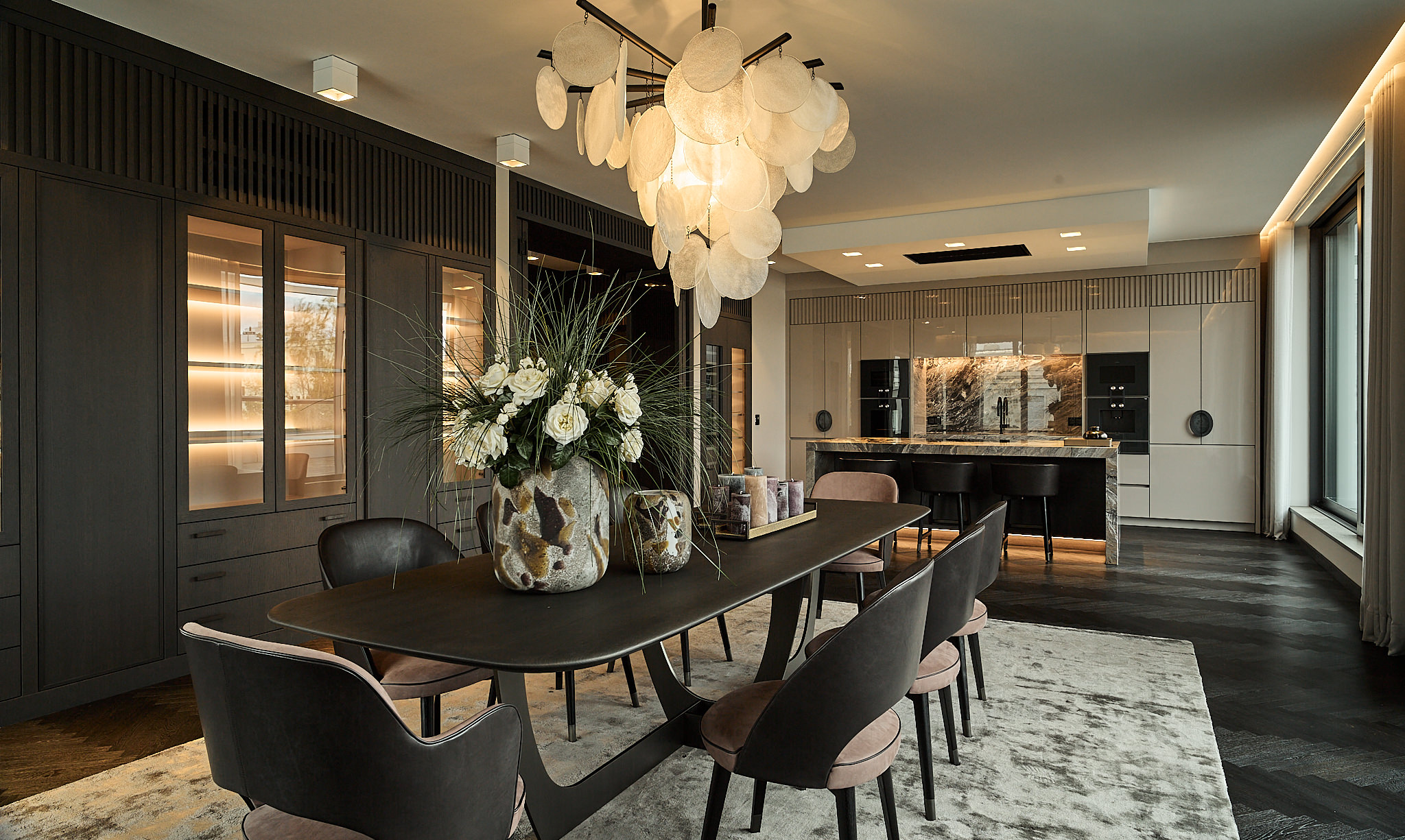 Penthouse M — Dining chandelier