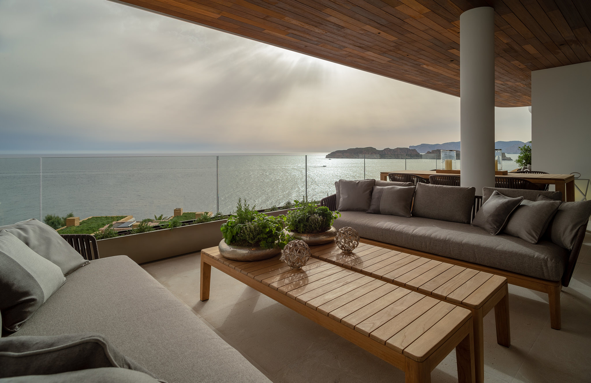 Penthouse CA — Terrace lounge dusk